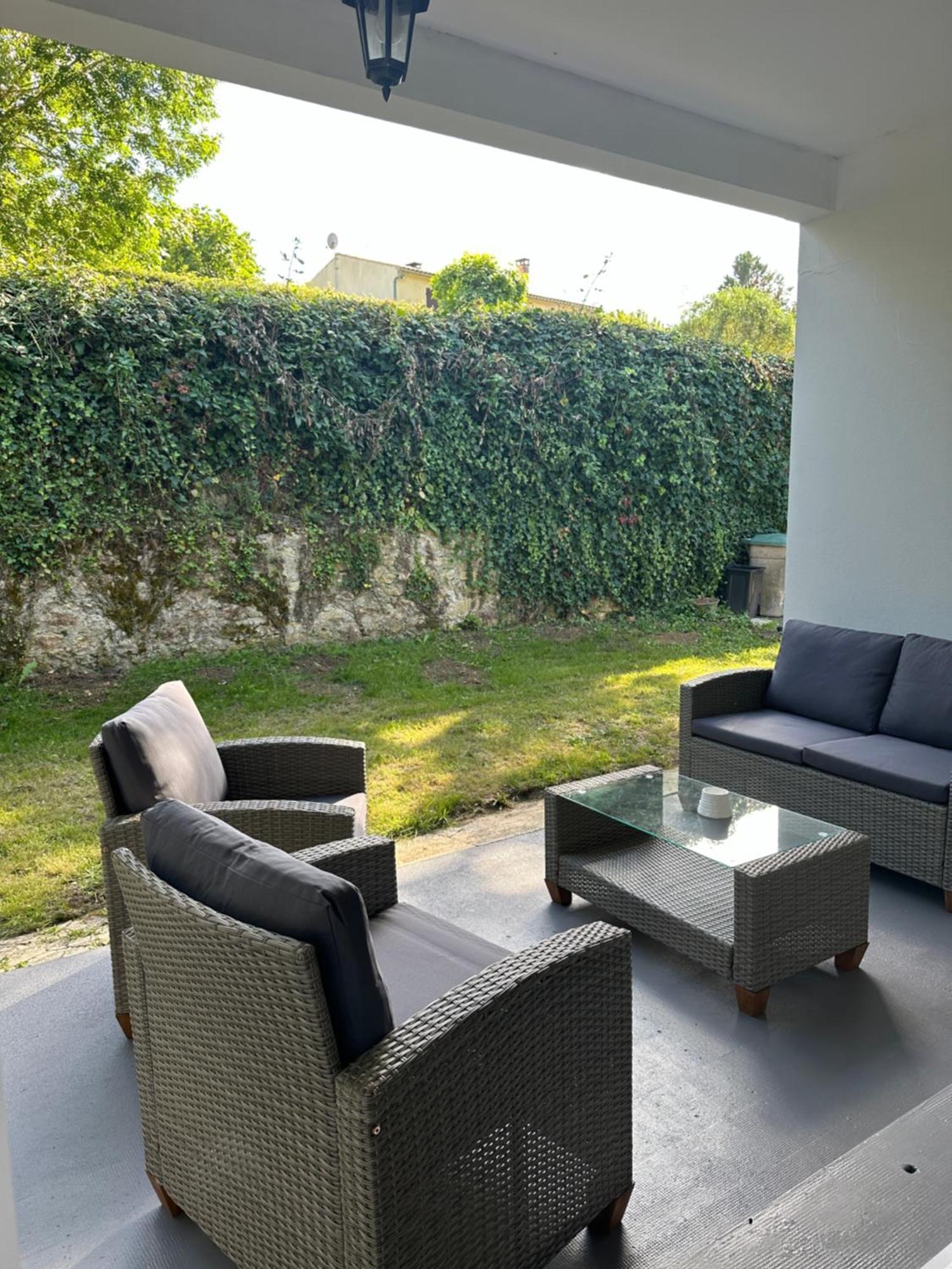 Nickis House Villa Saint-Sauvant  Bagian luar foto